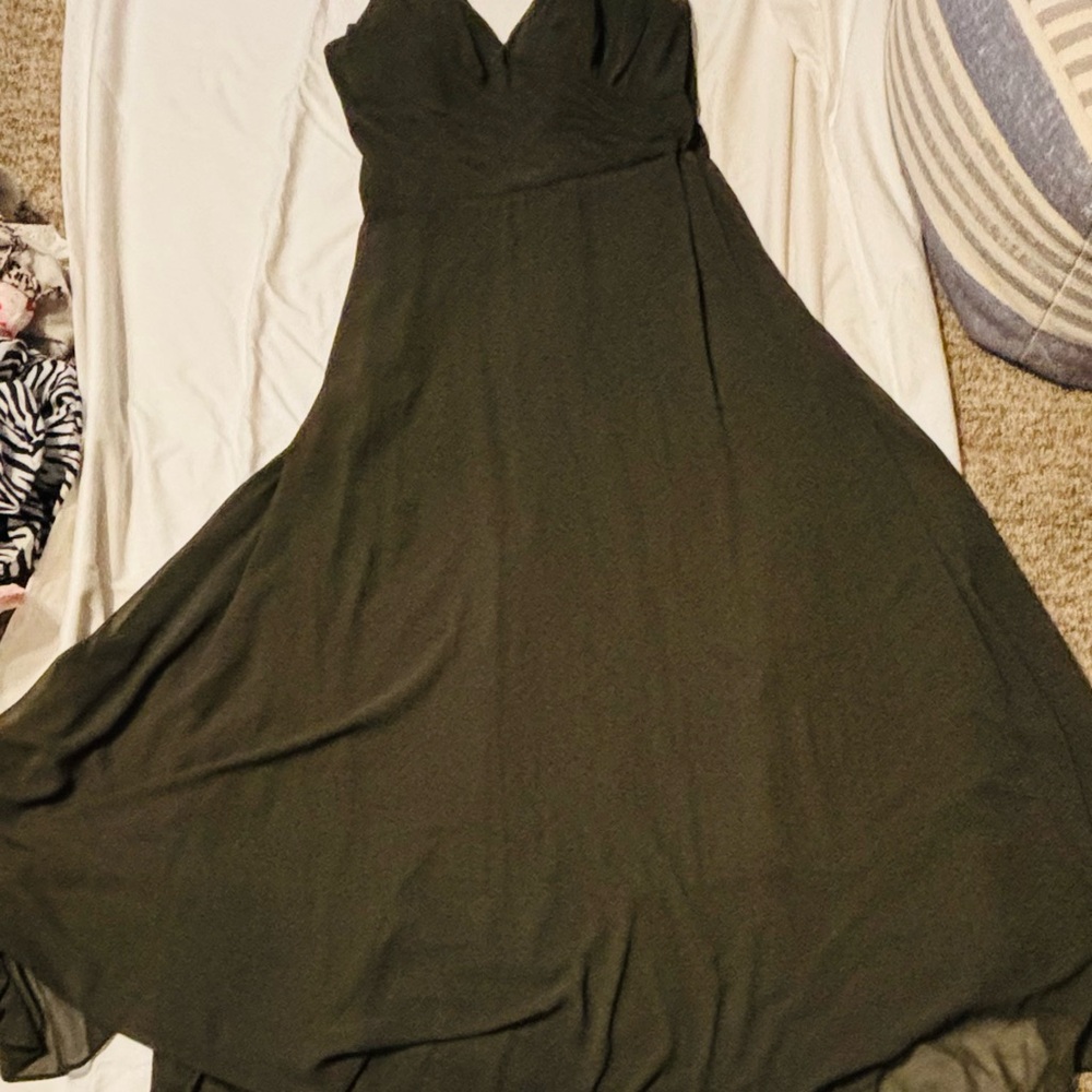 Green Sweetheart Maxi Gown for Wedding Guest